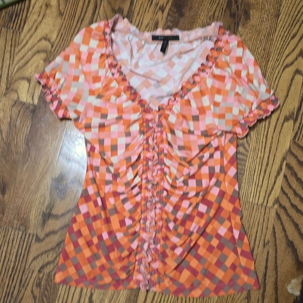 EUC BCBG v-neck confetti orange shirt Sz M